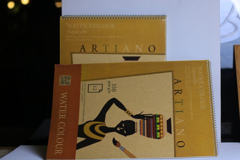 اسكتش ابيض كبير مقاس 35*50